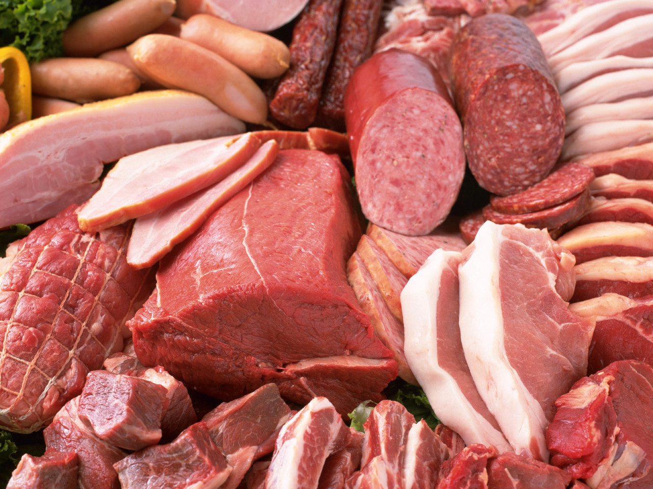 Carni rosse legate a maggior rischio di morte per nove malattie.